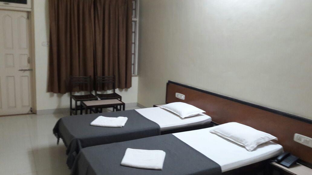 Hotel Durvankur Ganpatipule Exterior foto